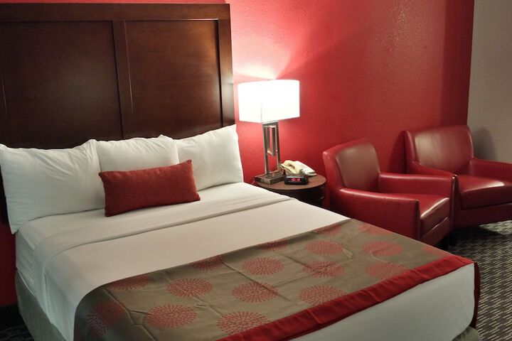 Room 13 of 72