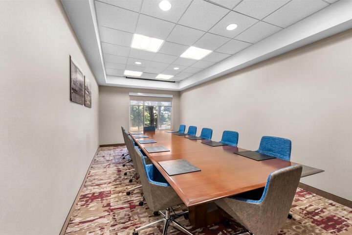 Hilton Garden Inn Overland Park