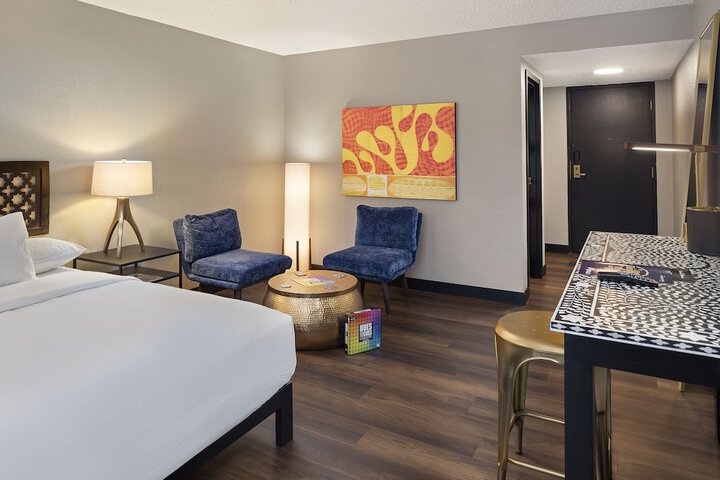 The Highlander Hotel Iowa City an Ascend Collection Hotel