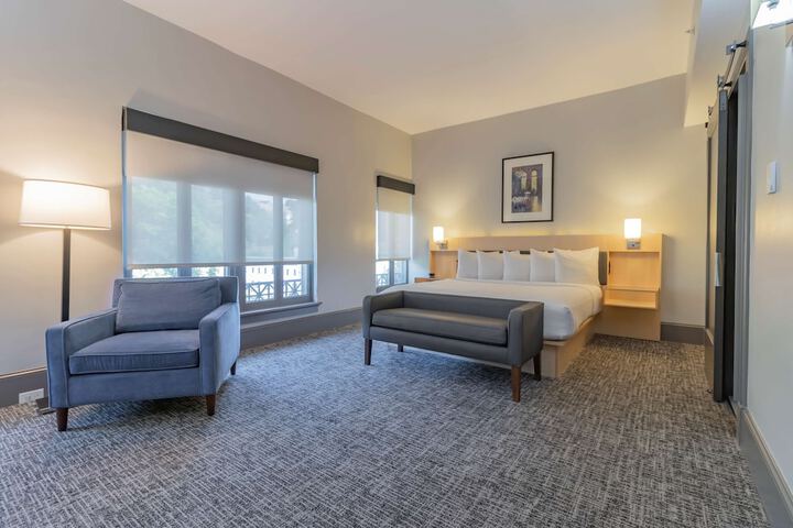 The Waters Hot Springs Tapestry Collection by Hilton