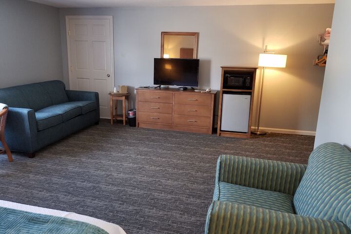 Room 20 of 49