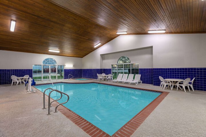 Pool 5 of 41