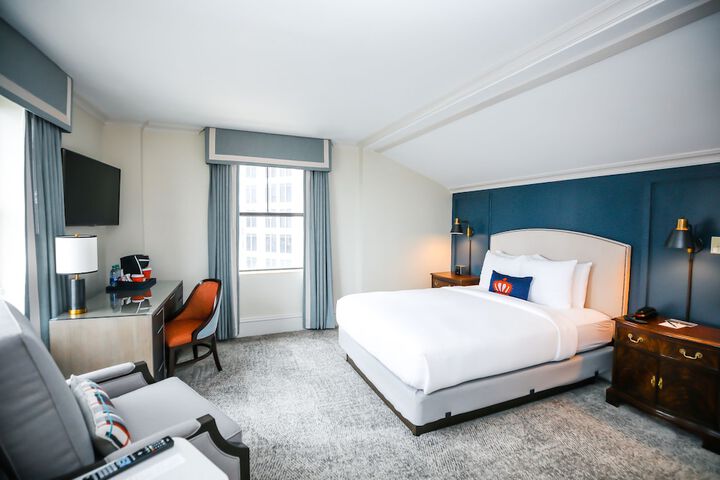 Room 15 of 22