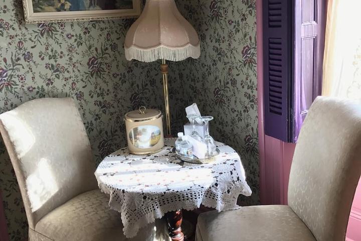 Room 26 of 47