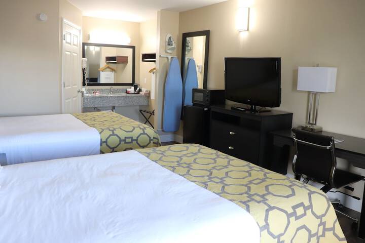 Room 7 of 33