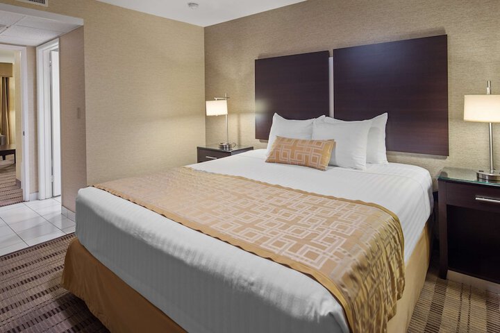 Room 21 of 30