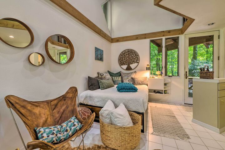 Tree-lined Robbinsville Studio Near Trails!