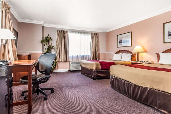 Room 14 of 30