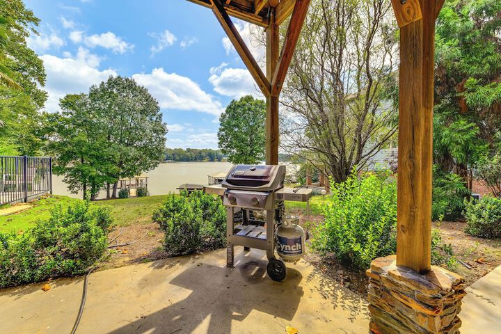 Waterfront Sherrills Ford Home w / Pool & Boat Dock