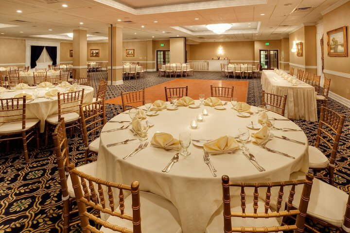 Holiday Inn Williamsport by IHG