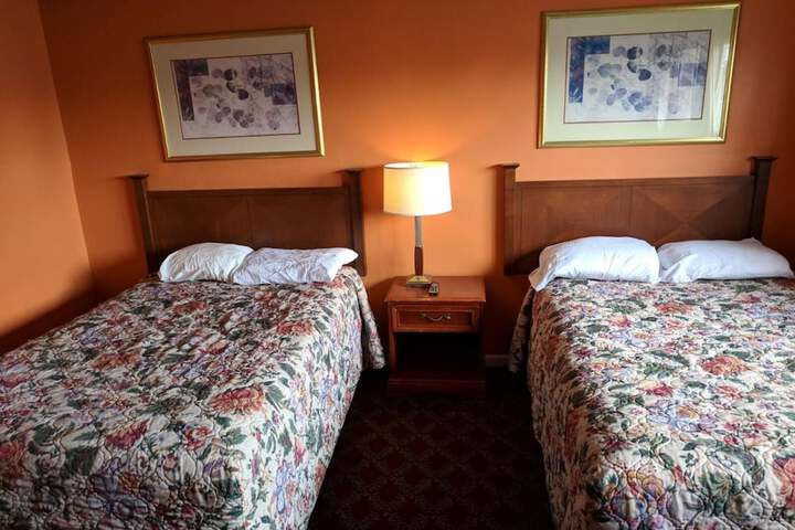 Room 9 of 36