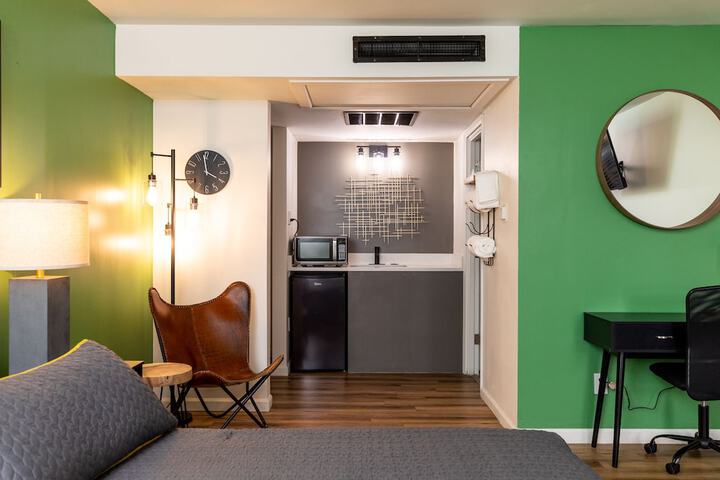 Room 31 of 41