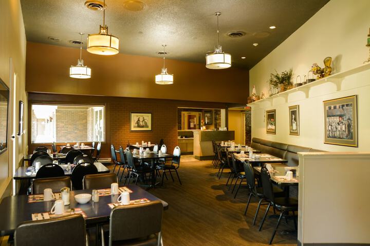 Morden Motor Inn