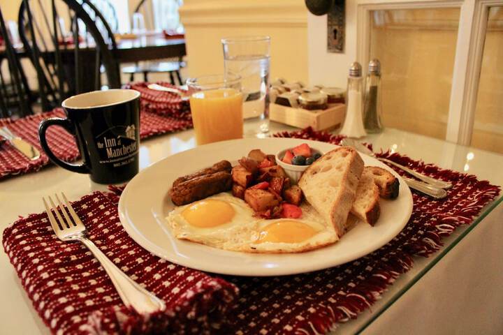 Breakfast/Coffee Service 44 of 48