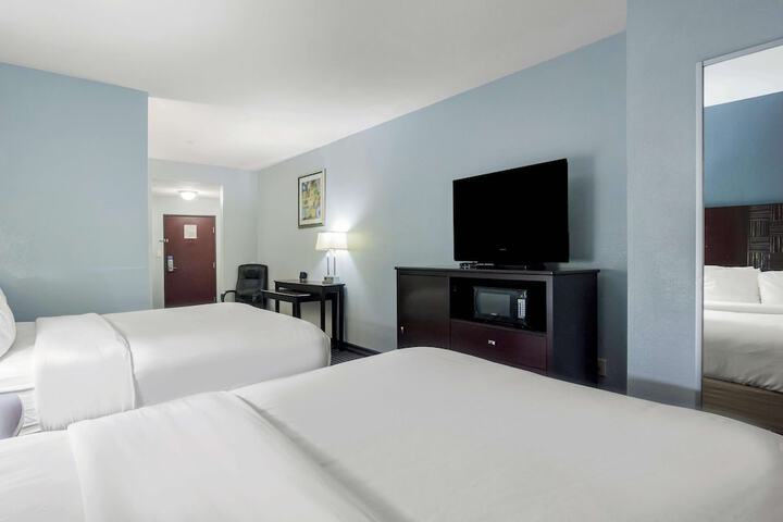 Room 14 of 29