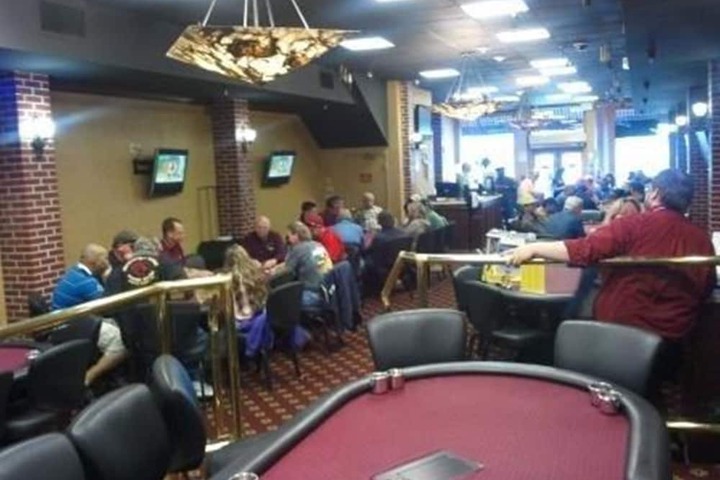Midnight Rose & McGills Hotel & Casino
