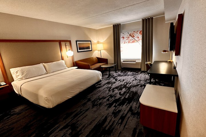 Room 55 of 58