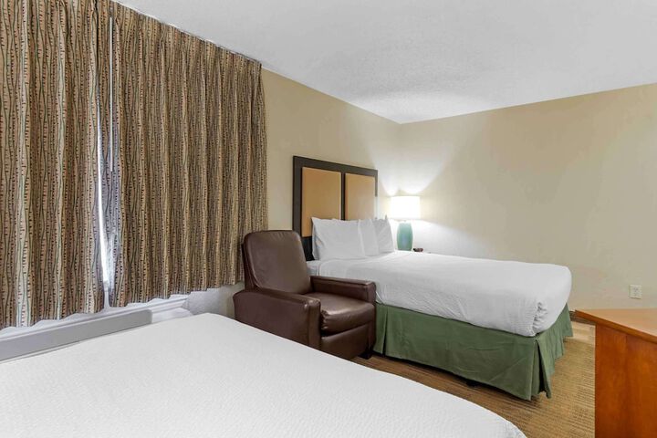 Room 18 of 31