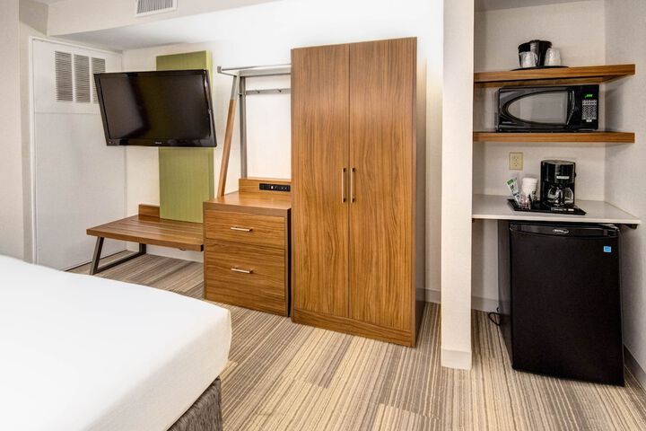 Room 35 of 50
