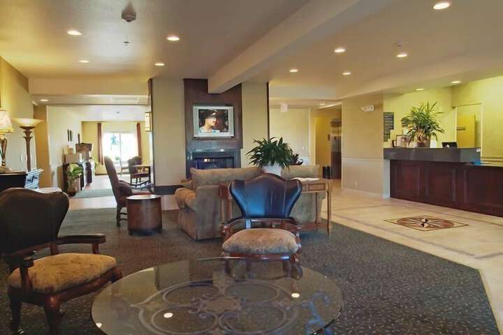 Hotel Interior 6 of 23