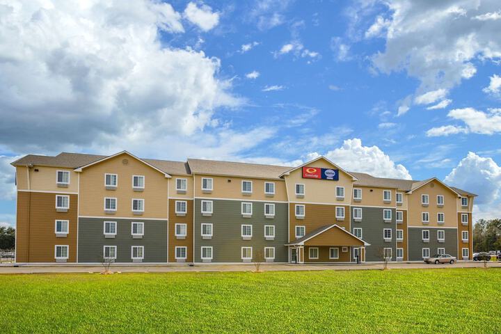 Hotel 3 of 47