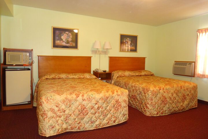 Room 14 of 38