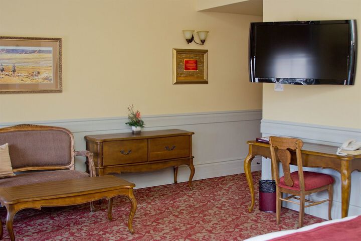 Room 18 of 42