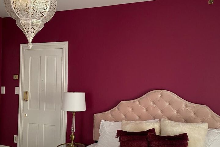 Room 12 of 37