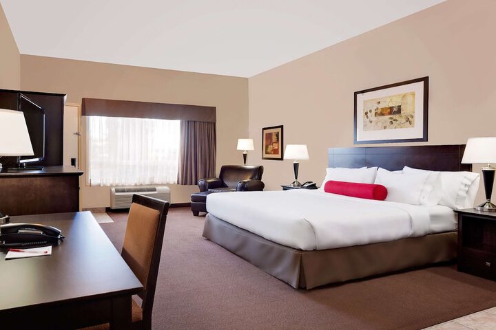 Ramada by Wyndham Stettler