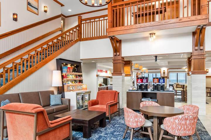 Hampton Inn Duluth Canal Park
