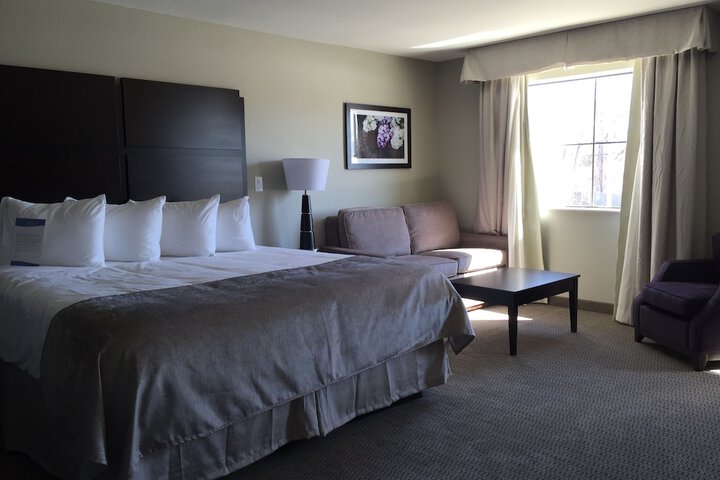 Room 34 of 42