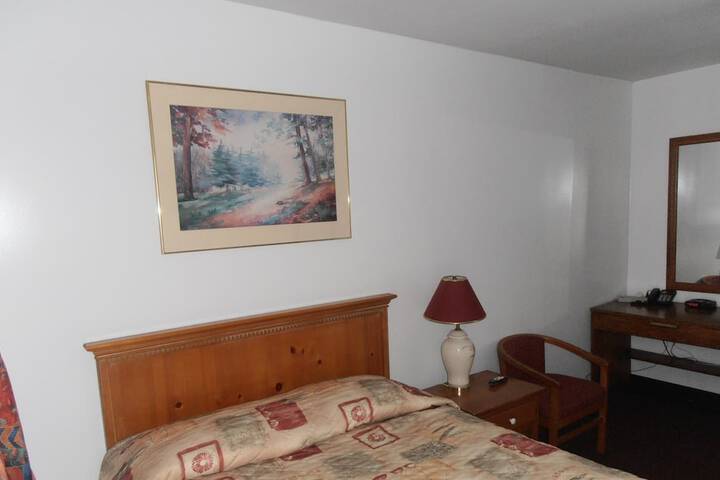 Room 13 of 15