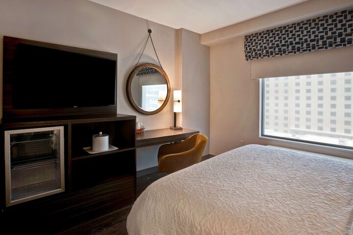 Room 61 of 105