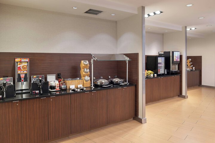 Fairfield Inn & Suites Springfield Northampton / Amherst