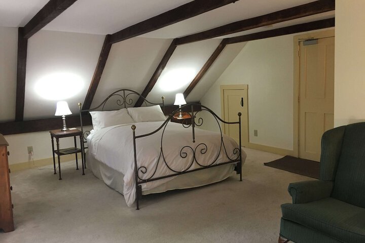 Room 12 of 31