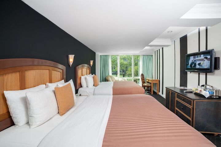 Room 35 of 58