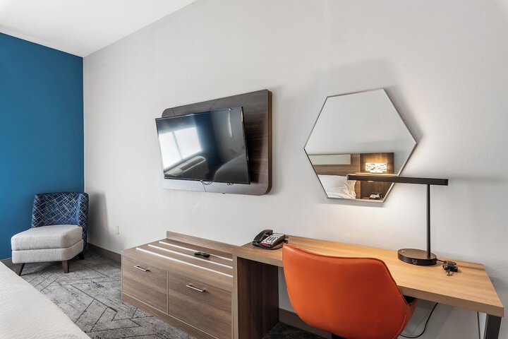 Room 19 of 63