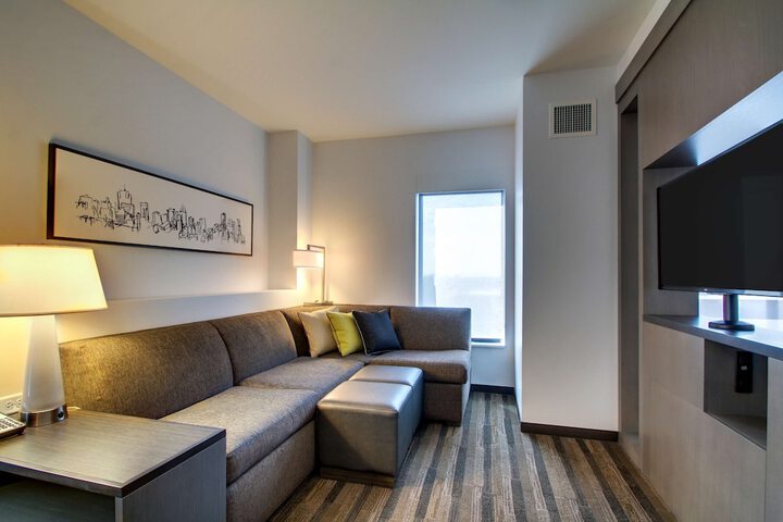 Room 31 of 62
