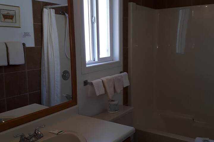 Room 54 of 62