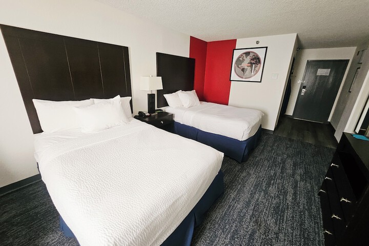 Ramada Plaza by Wyndham Sheridan Hotel & Convention Center