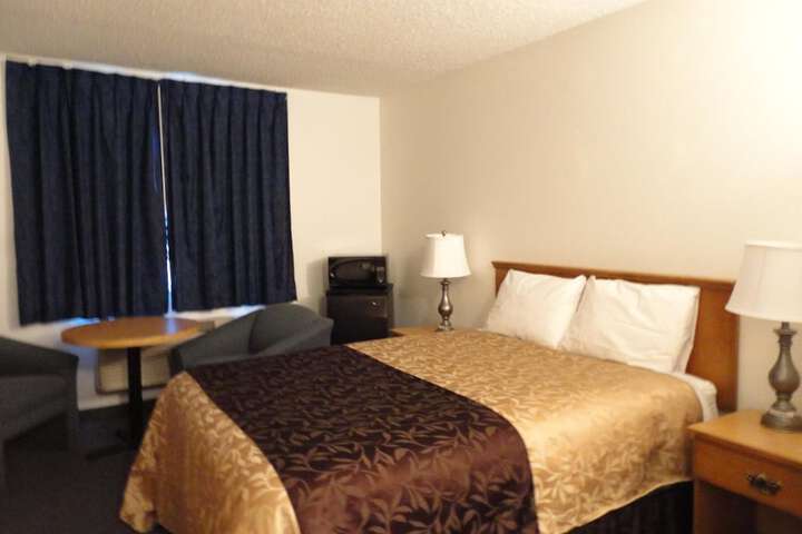 Room 18 of 35