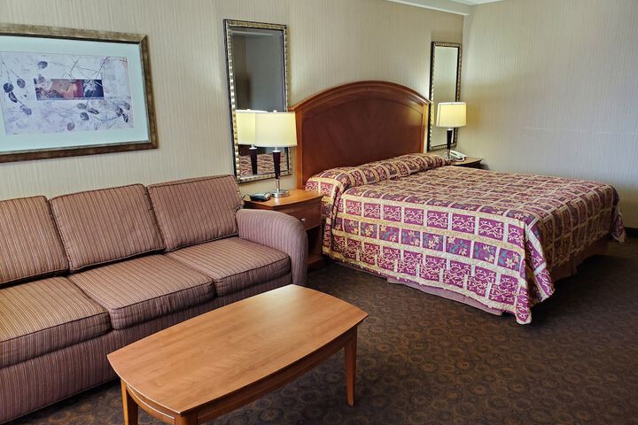Room 13 of 46