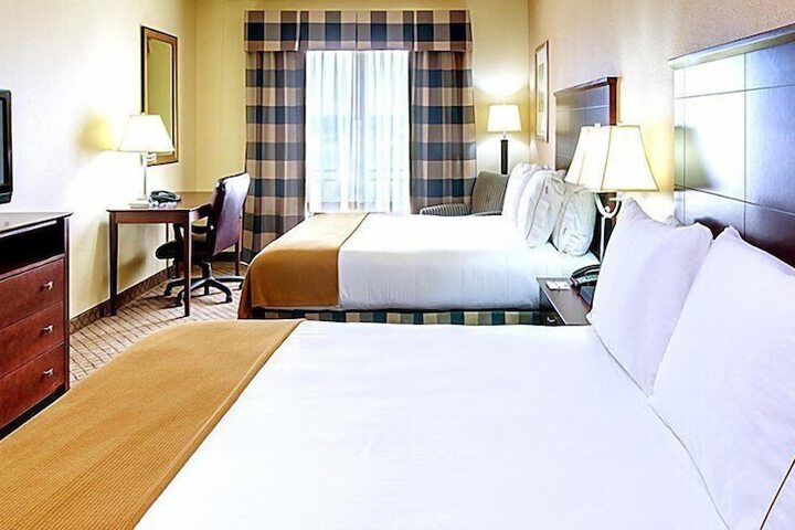Holiday Inn Express & Suites Millington by IHG