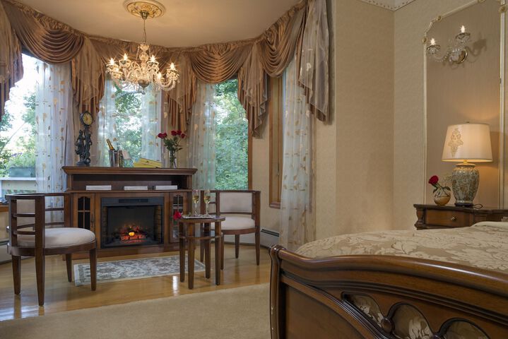 Room 15 of 72