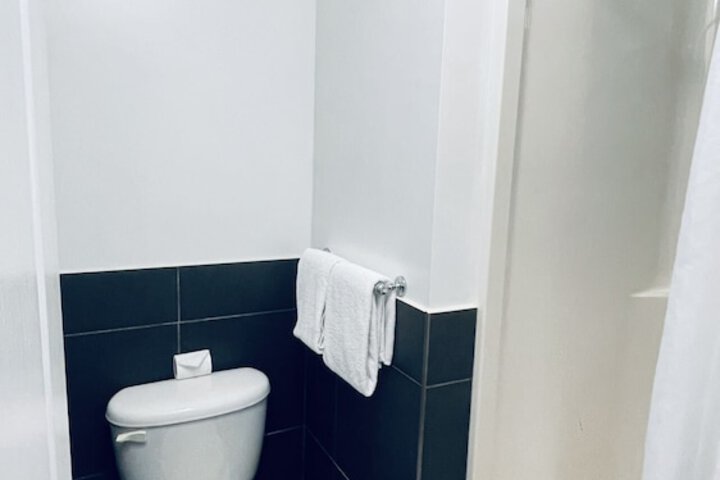Room 61 of 75