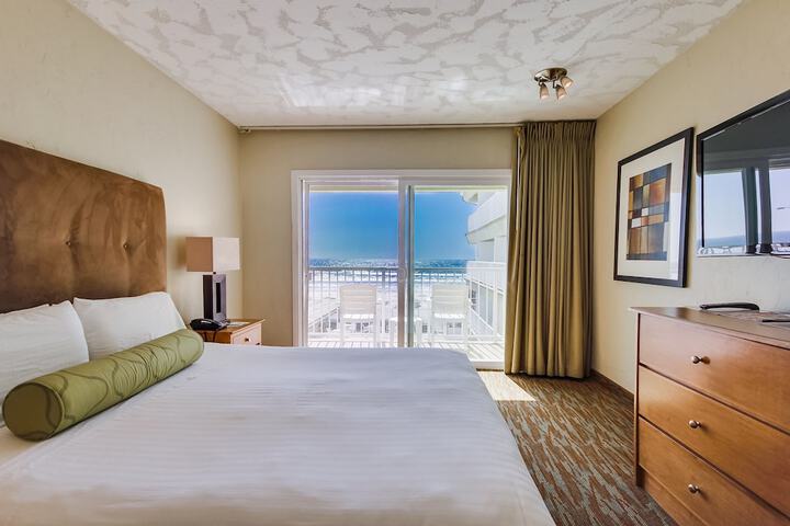 Room 14 of 39