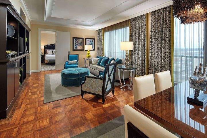 Room 30 of 61
