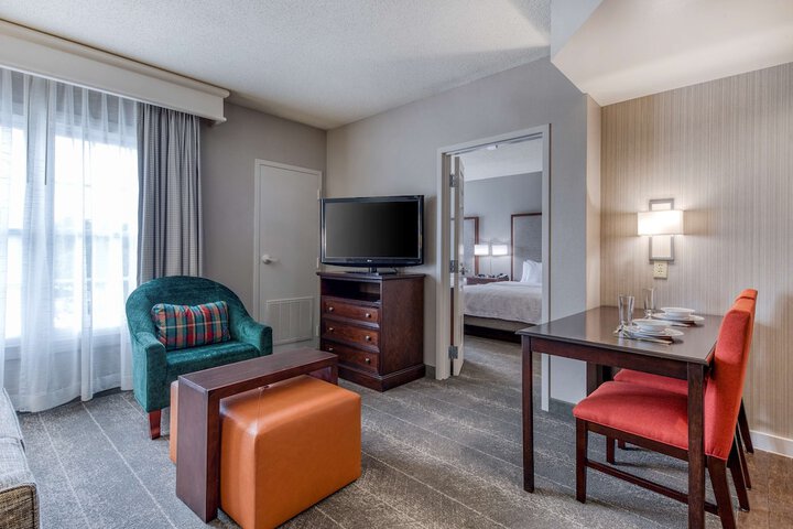 Room 43 of 80