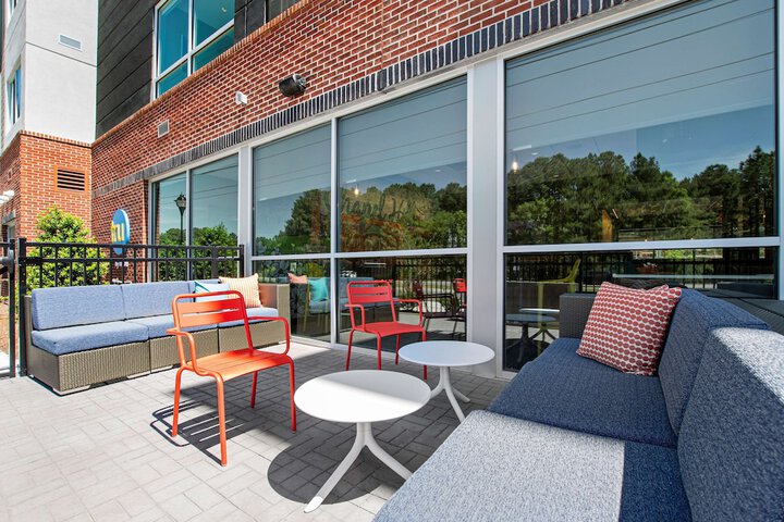 Terrace/Patio 38 of 39