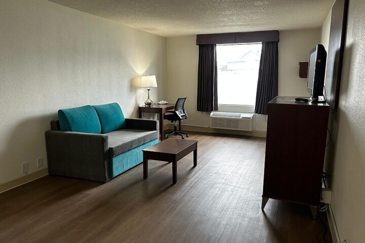 Room 18 of 26